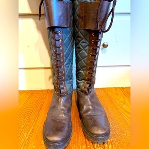 Tory Burch genuine, leather lace up, zip up boots barely worn size 8